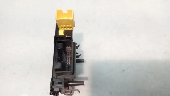 Volkswagen PASSAT B6 (2005 - 2010) 3C0953549L Блок управления усилителем руля — фото 4