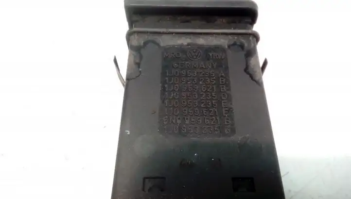 Volkswagen Bora (1998 - 2005) 1J0953235A Кнопка обогрева стекла — фото 3