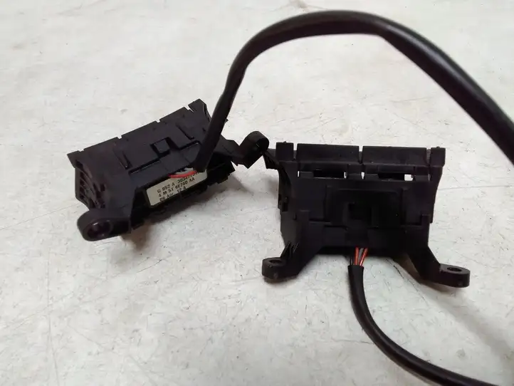 Ford Focus (2005 - 2008) G952A30347739B Кнопки на рулевом колесе — фото 3