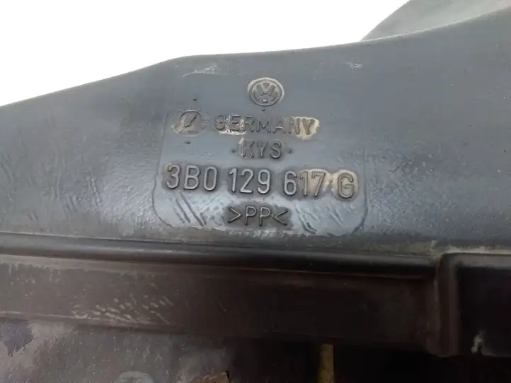 Volkswagen PASSAT B5.5 (2001 - 2005) 3B0129617G Детали воздухозаборника — фото 4