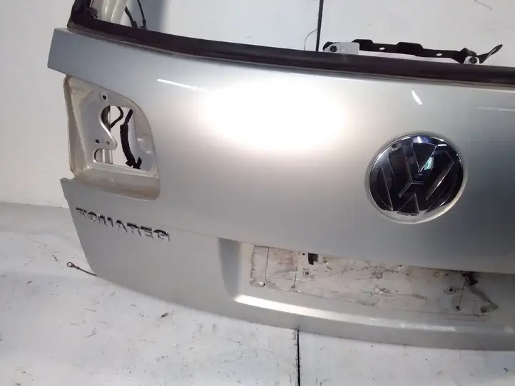 Volkswagen Touareg I (2002 - 2010) Крышка багажника — фото 3
