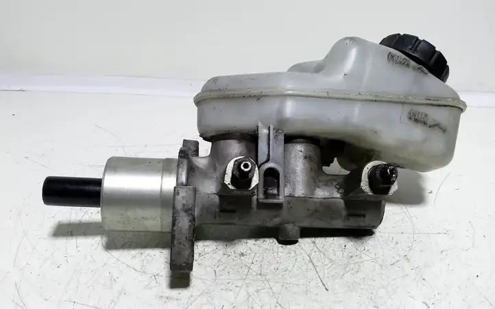 Opel Zafira A (1999 - 2003) 32066735 Главный тормозной цилиндр — фото 4