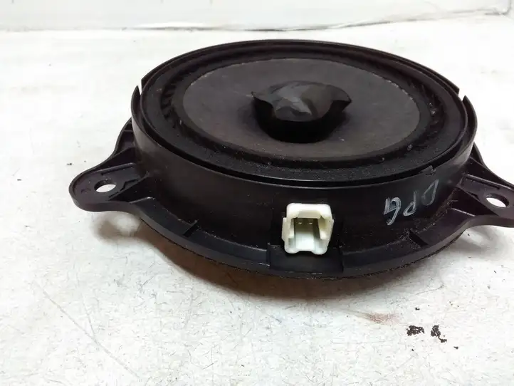 Nissan Juke I F15 (2010 - 2018) 28156EE500 Динамики задних дверей — фото 3