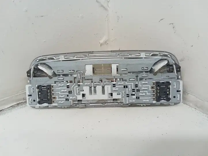 Mercedes-Benz E W212 (2009 - 2016) A2128205001 Задняя подсветка — фото 2