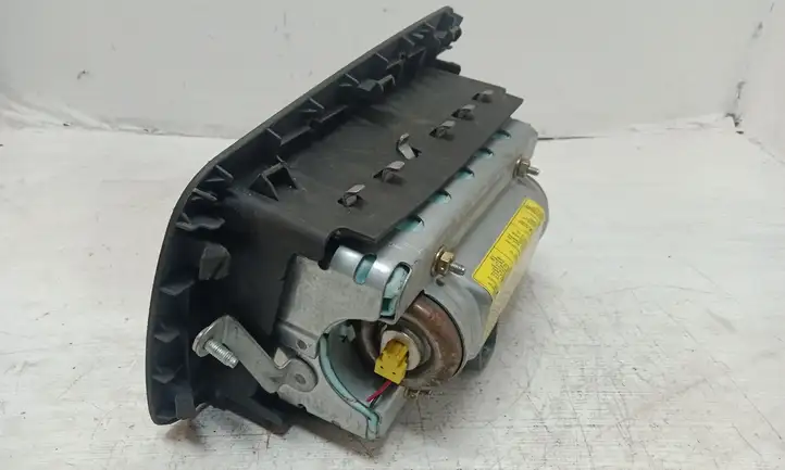 Toyota Yaris (2005 - 2009) 4004101 Подушка безопасности пассажира — фото 2