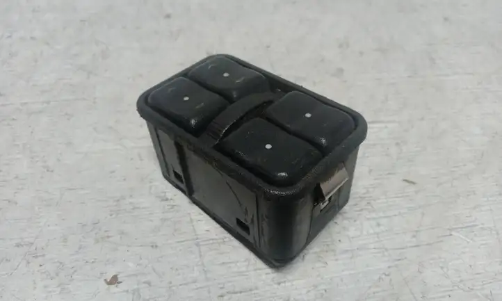 Opel Astra G (1998 - 2004) 90561086 Блок кнопок стеклоподъемников — фото 2