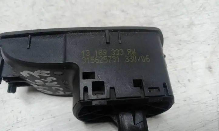 Opel Corsa D (2006 - 2010) 13189333 Кнопка стеклоподъемников — фото 3