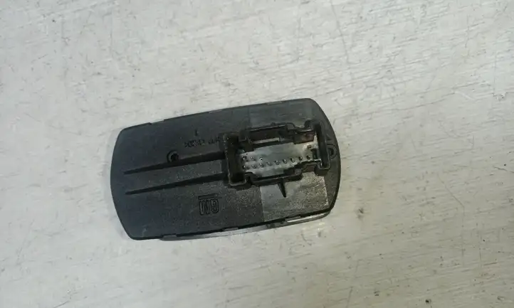 Opel Corsa D (2006 - 2010) 13258521AA Кнопка стеклоподъемников — фото 3