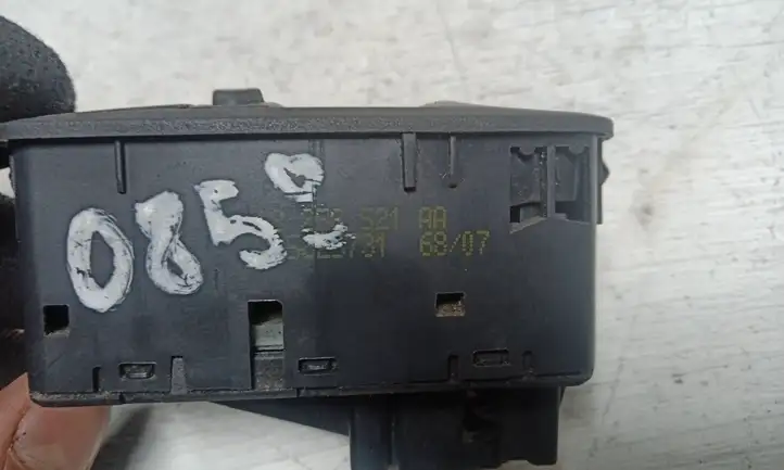 Opel Corsa D (2006 - 2010) 13258521AA Кнопка стеклоподъемников — фото 4