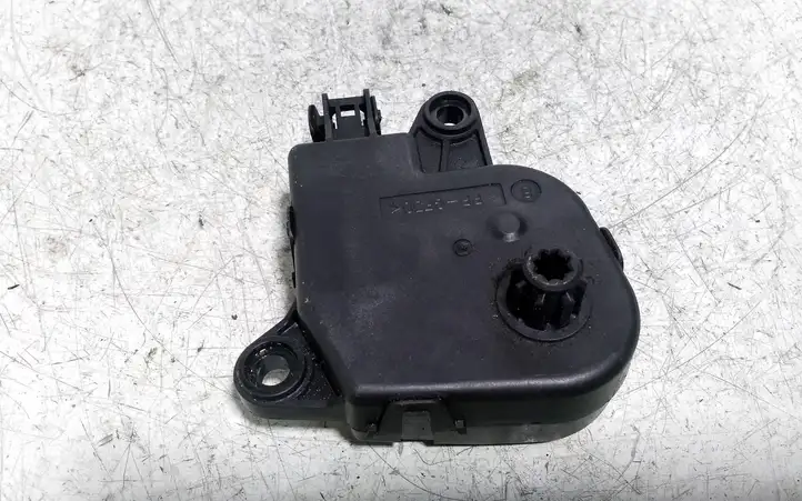 Chrysler Voyager (2004 - 2007) 04885465AA Двигатель задвижки потока воздуха — фото 3