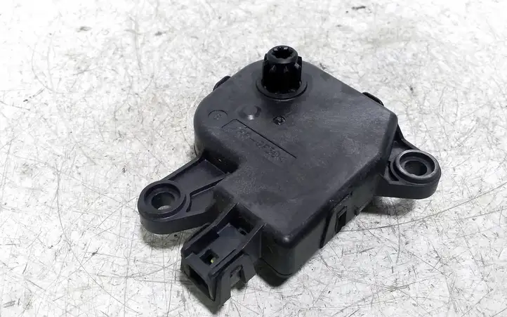 Chrysler Voyager (2004 - 2007) 04885465AA Двигатель задвижки потока воздуха — фото 3