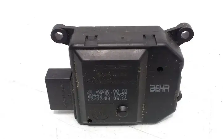 Opel Zafira B (2003 - 2006) 309368000CD Двигатель задвижки потока воздуха — фото 1
