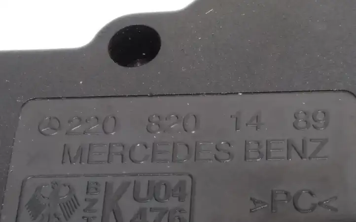 Mercedes-Benz S W220 (1998 - 2006) 2208201489 Усилитель антенны — фото 2