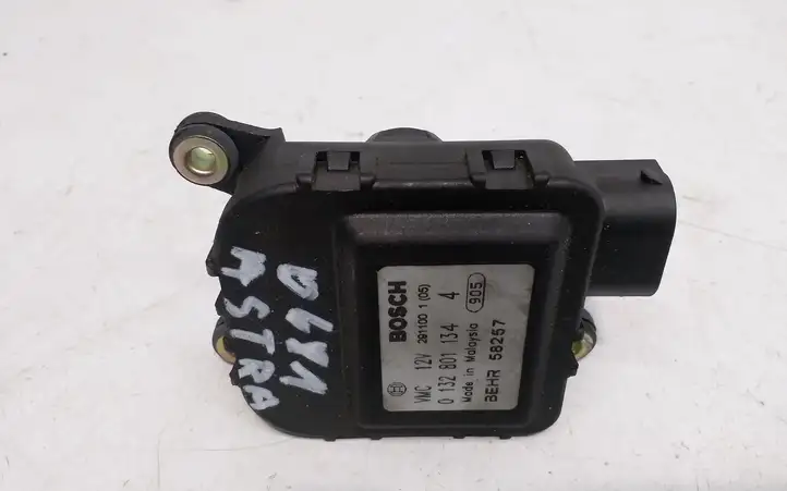 Opel Astra G (1998 - 2004) 0132801134 Двигатель задвижки потока воздуха — фото 1