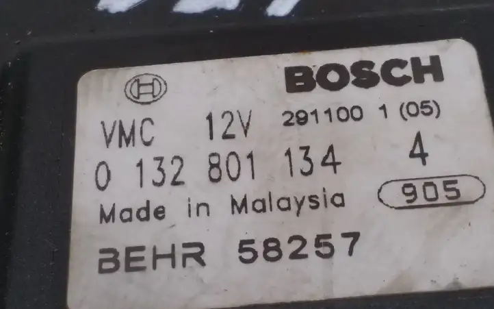 Opel Astra G (1998 - 2004) 0132801134 Двигатель задвижки потока воздуха — фото 4
