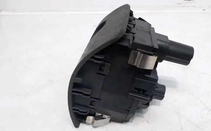 Mercedes-Benz ML W164 (2005 - 2011) A1645453304 Включатель фонарей — фото 3