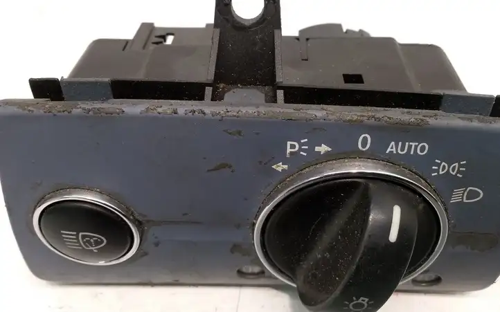 Mercedes-Benz E W211 (2002 - 2009) 2115450404 Включатель фонарей — фото 5