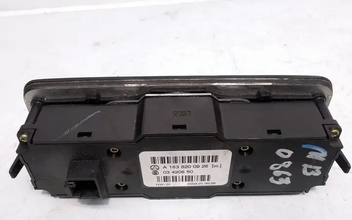 Mercedes-Benz ML W163 (1997 - 2005) A1638200926 Блок кнопок стеклоподъемников — фото 3