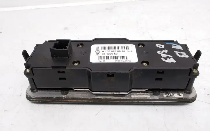 Mercedes-Benz ML W163 (1997 - 2005) A1638200926 Блок кнопок стеклоподъемников — фото 4