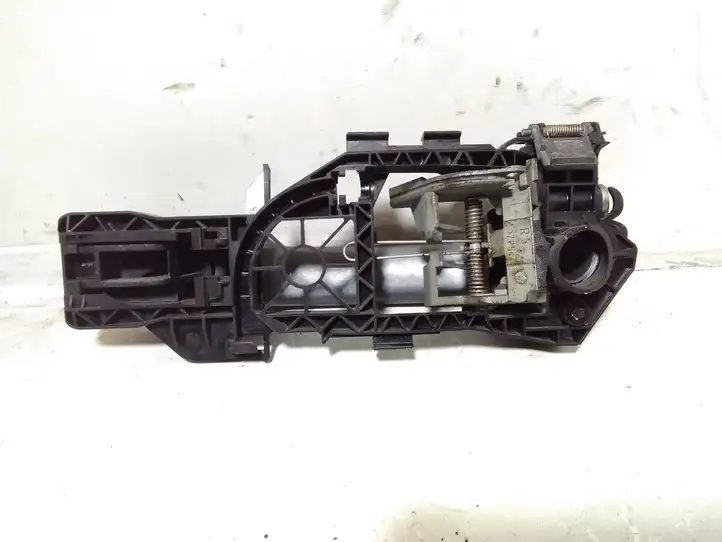 Volkswagen PASSAT B6 (2005 - 2010) 3C0837886J Наружная ручка задней двери — фото 2