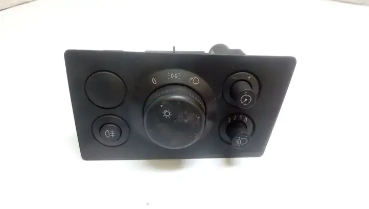 Opel Zafira B (2003 - 2006) 13205864 Включатель фонарей — фото 1