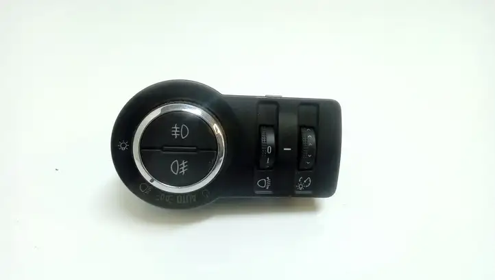 Opel Astra J (2012 - 2015) 13268694 Включатель фонарей — фото 1