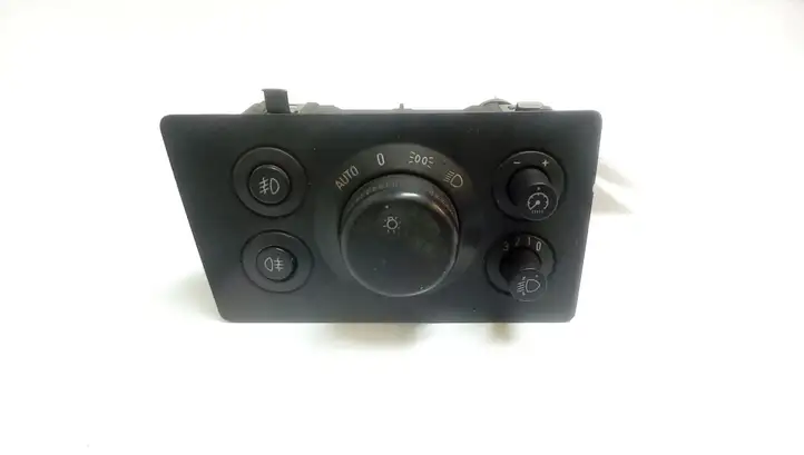 Opel Zafira B (2003 - 2006) 13205868 Включатель фонарей — фото 1