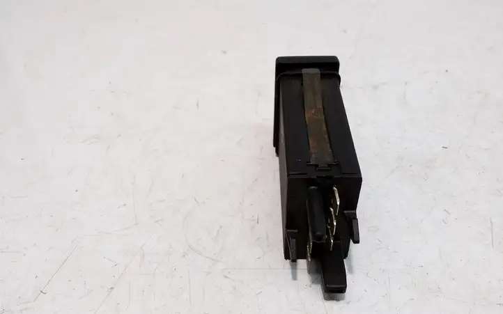 Volkswagen PASSAT B5.5 (2001 - 2005) 3B0959621D Кнопка обогрева стекла — фото 4