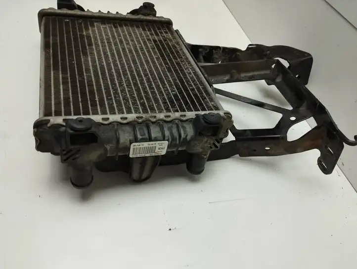 Audi A7 S7 4G (2010 - 2014) 8K0121212B Радиатор охлаждающей жидкости двигателя — фото 4