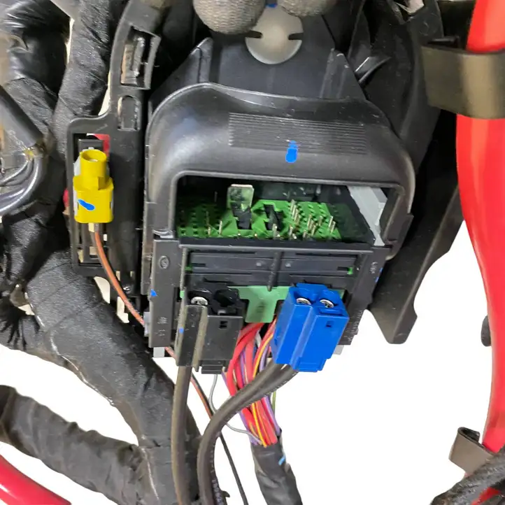 Chevrolet Camaro (2018 - ) 84849144 Левый жгут проводов салона — фото 3