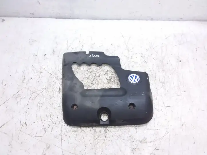 Volkswagen New Beetle (1997 - 2005) 06A103925AD Крышка двигателя декоративная — фото 1