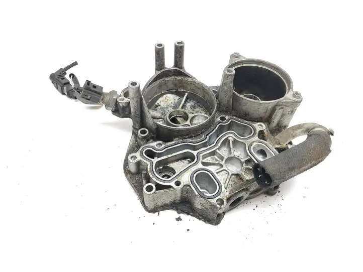 Audi A4 S4 B8 8K (2007 - 2011) 059115357AF Кронштейн масляного фильтра — фото 1