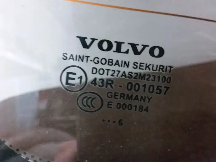 Volvo S80 (2006 - 2009) Заднее стекло — фото 2