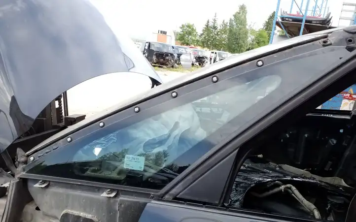 Opel Zafira B (2008 - 2014) 43R000262 Треугольное стекло кузова — фото 1