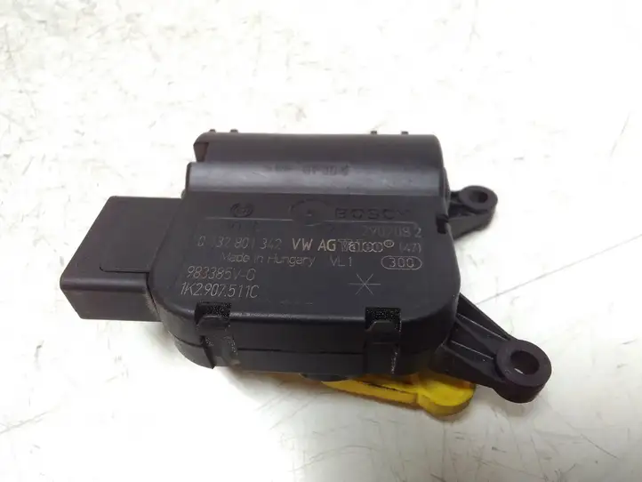 Volkswagen Tiguan (2007 - 2011) 0132801342 Двигатель задвижки потока воздуха — фото 1