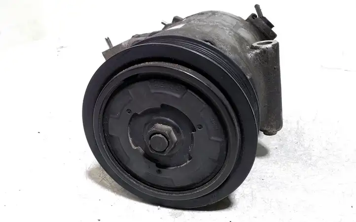 Volkswagen Polo (2001 - 2005) 6Q0820803J Компрессор (насос) кондиционера воздуха — фото 1
