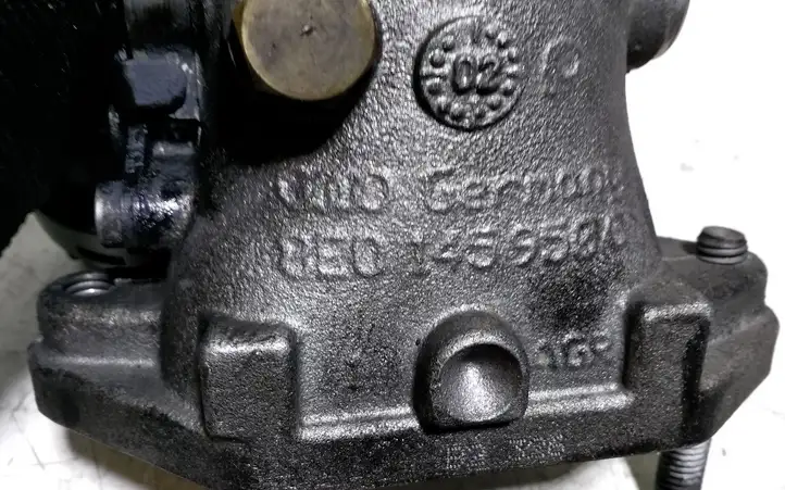 Audi A4 S4 B6 8E 8H (2000 - 2006) 8E0145950C Дроссельная заслонка — фото 4