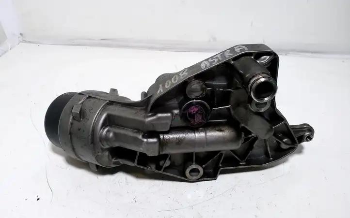 Opel Astra J (2012 - 2015) 55595532 Кронштейн масляного фильтра — фото 3