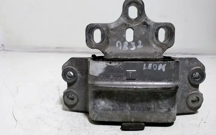 Seat Leon (1P) (2005 - 2012) 1K0199555 Опора двигателя — фото 1