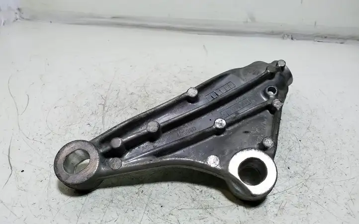 Honda Civic (2006 - 2011) 088037 Прочие детали моторного отсека — фото 3