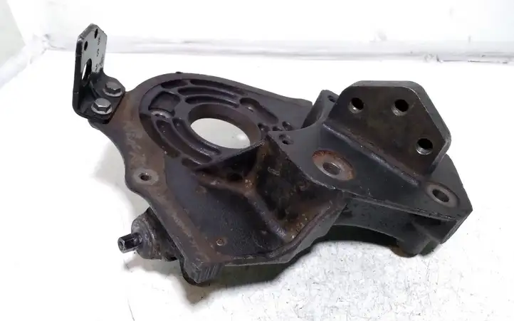 Mitsubishi Carisma (1999 - 2004) 150234 Кронштейн топливного насоса — фото 2