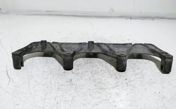 Audi A6 S6 C6 4F (2004 - 2008) 06E133340 Кронштейн двигателя — фото 1