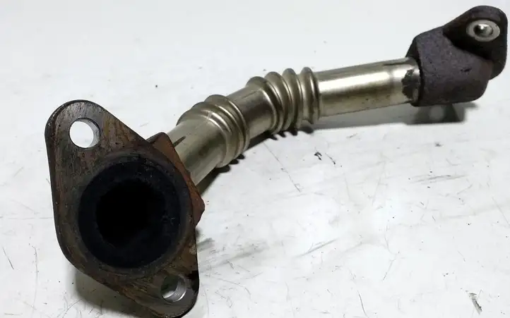 Chevrolet Captiva (2006 - 2011) Трубка EGR — фото 3