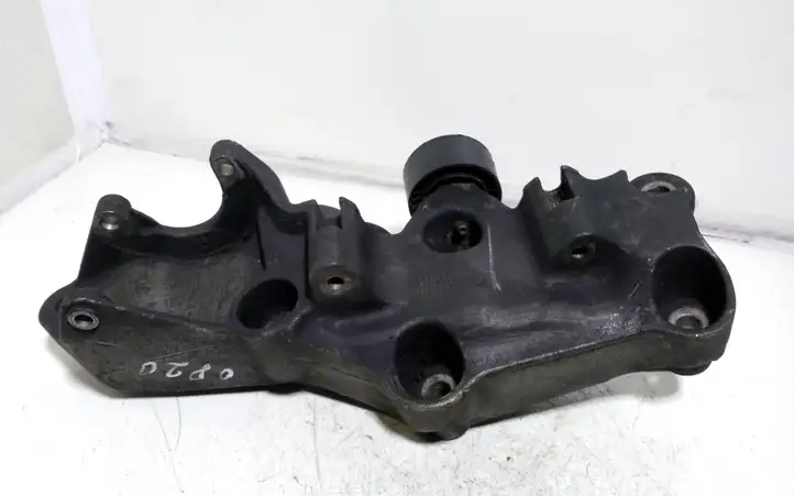 Nissan Primera (2001 - 2008) 8200462166 Кронштейн генератора — фото 1
