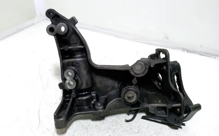 Peugeot 307 CC (2001 - 2005) 9659200880 Кронштейн двигателя — фото 2