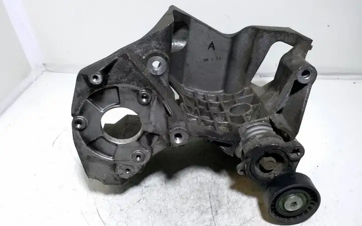 Chevrolet Captiva (2006 - 2011) 96440531 Кронштейн топливного насоса — фото 1