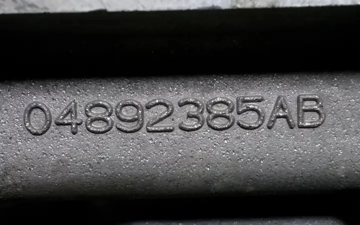 Dodge Grand Caravan (2007 - 2020) 04892385AB Кронштейн двигателя — фото 4