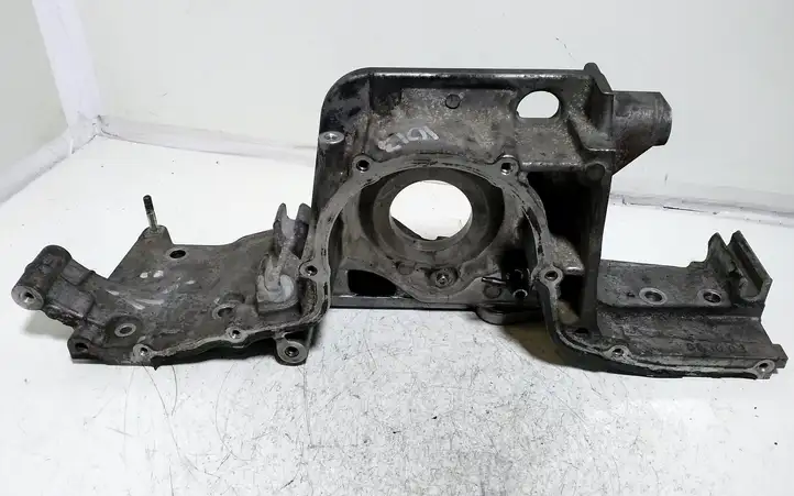 Subaru Forester SH (2008 - 2013) Кронштейн топливного насоса — фото 1
