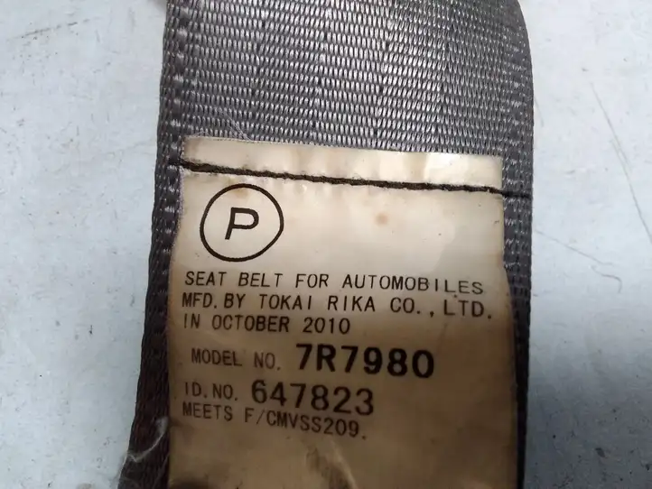 Toyota Prius (XW30) (2009 - 2015) 7R7980 Задний ремень безопасности — фото 6