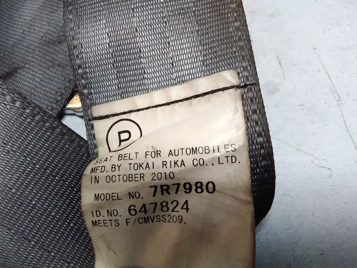 Toyota Prius (XW30) (2009 - 2015) 7R7980 Задний ремень безопасности — фото 6